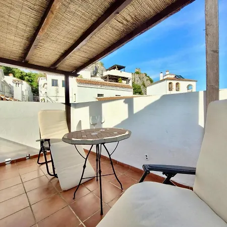 Tradicional Casa Con Impresionantes Vistas
